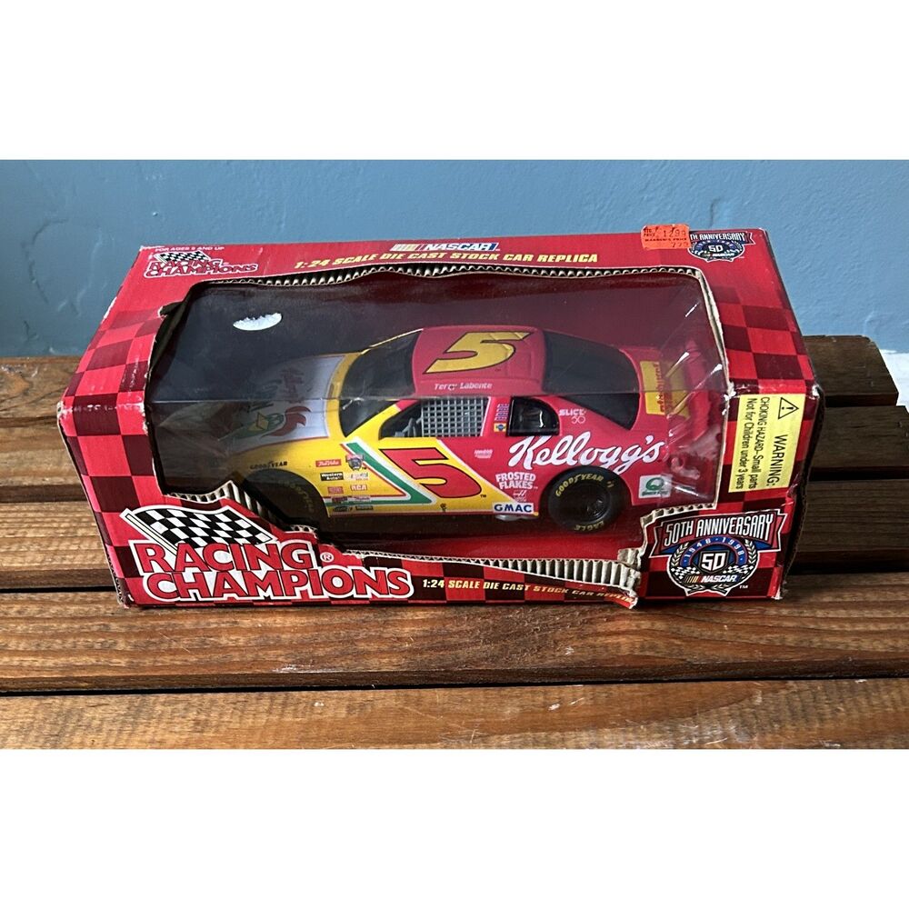 Racing Champions 1998 NASCAR Terry Labonte #5 Kellogg's Diecast 1:24 Scale